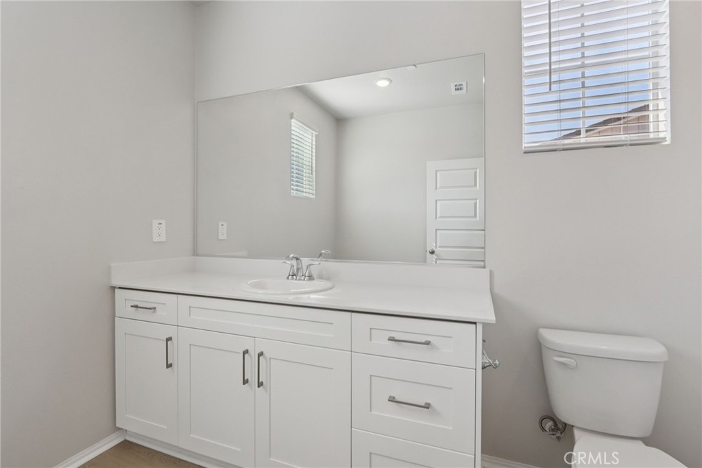 MLS #OC25222451 image #26