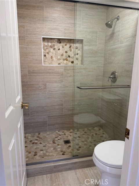 Detail Gallery Image 16 of 27 For 9 Torrigiani Aisle, Irvine,  CA 92606 - 1 Beds | 1/1 Baths