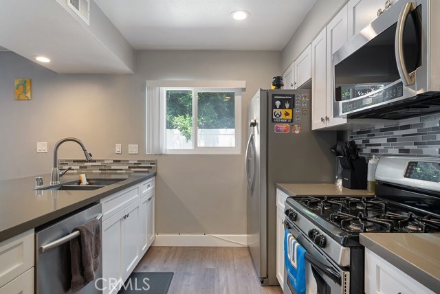 1192 Mitchell Avenue, Tustin CA: https://media.crmls.org/medias/db534afa-be75-4aba-9db0-7bb634610f1e.jpg