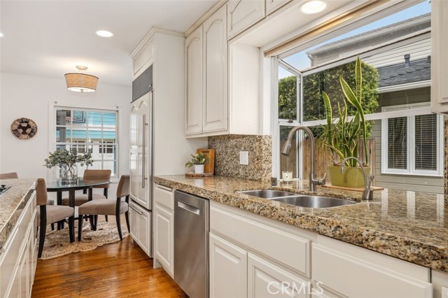 623 Irena Avenue, Redondo Beach, California 90277, 4 Bedrooms Bedrooms, ,3 BathroomsBathrooms,Residential,Sold,Irena,SB22094675