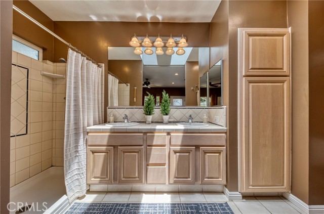 430 N Canyon Boulevard, Monrovia CA: https://media.crmls.org/medias/db5460f9-351d-43ef-94ee-b24ef5cb2145.jpg