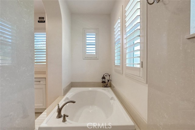 Detail Gallery Image 39 of 60 For 6845 Shadow Wood Dr, Moorpark,  CA 93021 - 5 Beds | 4/1 Baths