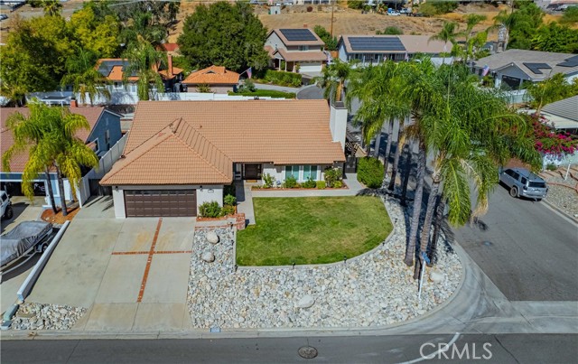 Detail Gallery Image 2 of 74 For 23200 Canyon Lake Dr, Canyon Lake,  CA 92587 - 4 Beds | 2 Baths