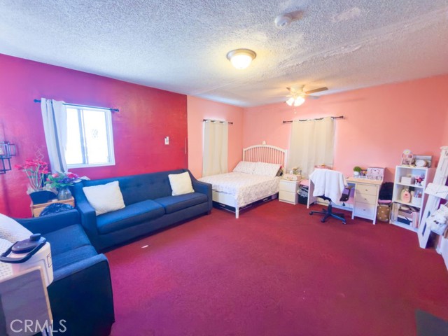 Detail Gallery Image 22 of 38 For 245 W 73rd, Los Angeles,  CA 90003 - 6 Beds | 4 Baths