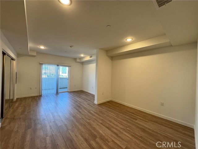 Detail Gallery Image 6 of 17 For 1025 S Berendo St #304,  Los Angeles,  CA 90006 - 0 Beds | 1 Baths