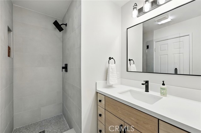 254 N Mar Vista Avenue, Pasadena CA: https://media.crmls.org/medias/db5762cb-a055-4993-8653-c9e81de63763.jpg
