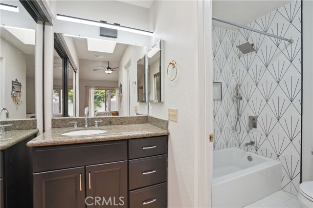 1027 W Rainbow Falls Way, Orange CA: https://media.crmls.org/medias/db578e58-8199-4d83-b1df-f8e85b1b8192.jpg