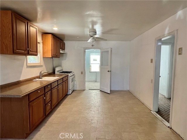 Detail Gallery Image 4 of 23 For 118 S Melody Ln, Merced,  CA 95340 - 2 Beds | 1 Baths