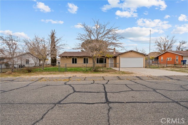 Detail Gallery Image 4 of 41 For 40258 168th St, Palmdale,  CA 93591 - 3 Beds | 2 Baths