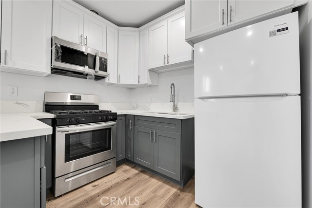 Detail Gallery Image 8 of 21 For 1020 Dennis #B,  Simi Valley,  CA 93065 - 1 Beds | 1 Baths