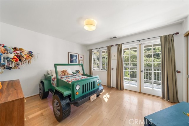 Detail Gallery Image 11 of 19 For 3418 Dorothy, Topanga,  CA 90290 - 3 Beds | 2/1 Baths