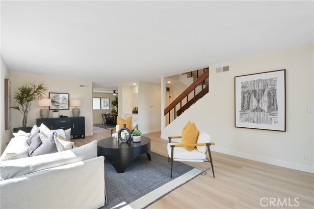 Detail Gallery Image 7 of 37 For 3618 W Estates a,  Rolling Hills Estates,  CA 90274 - 3 Beds | 2/1 Baths