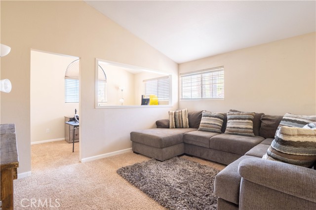 10175 Sycamore Canyon Road, Moreno Valley CA: https://media.crmls.org/medias/db5bf4ca-4180-4152-bd2e-282aadccdd3e.jpg