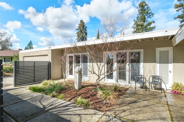 Detail Gallery Image 5 of 39 For 1264 W Celeste, Fresno,  CA 93711 - 4 Beds | 3 Baths