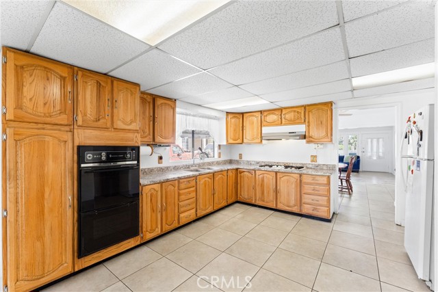 Detail Gallery Image 10 of 27 For 2414 W 6th Street, Santa Ana,  CA 92703 - 3 Beds | 1 Baths