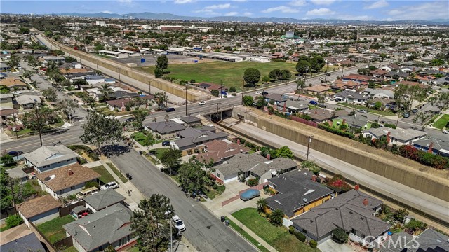 Detail Gallery Image 30 of 37 For 2131 W 169th, Torrance,  CA 90504 - 4 Beds | 2 Baths