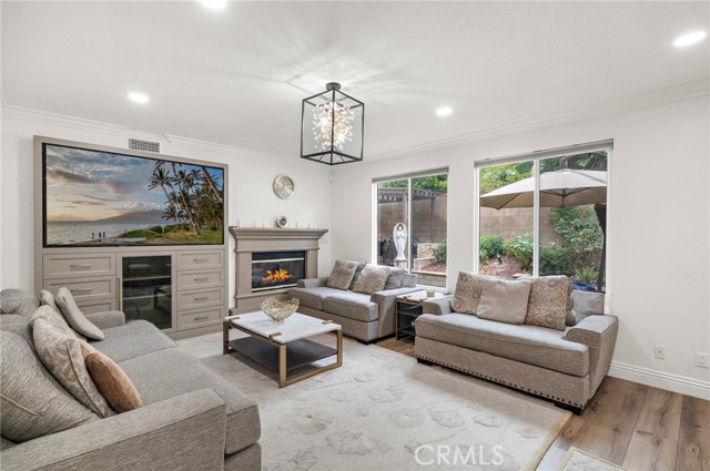 2 Dos Rios, Irvine CA: https://media.crmls.org/medias/db5dbc77-a582-4075-9440-b07d3e9e0341.jpg
