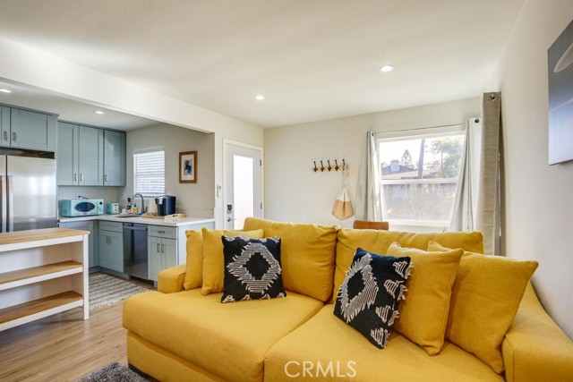 Image 18 of 24 For 3130 30th Street 32