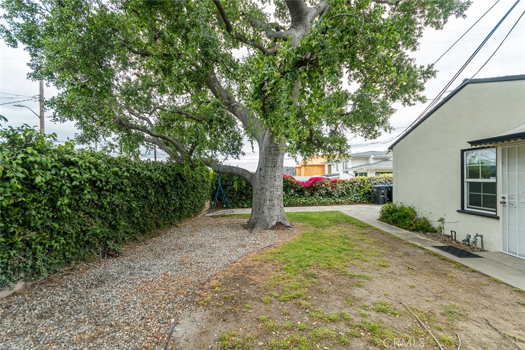 721 N Bel Aire DriveBurbank img 39
