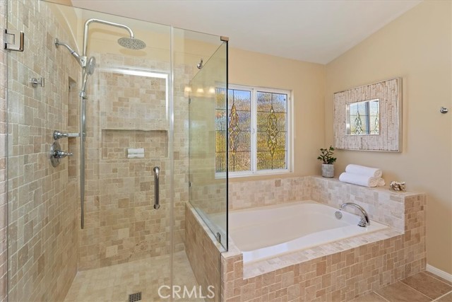30807 Hillcrest Drive, Temecula CA: https://media.crmls.org/medias/db5f8e35-1b85-41fe-b39c-dca00348a22c.jpg