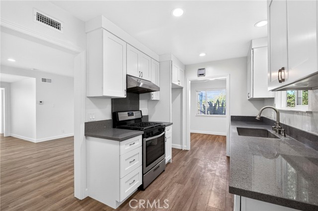 Detail Gallery Image 10 of 33 For 15021 Excelsior, La Mirada,  CA 90638 - 3 Beds | 2 Baths