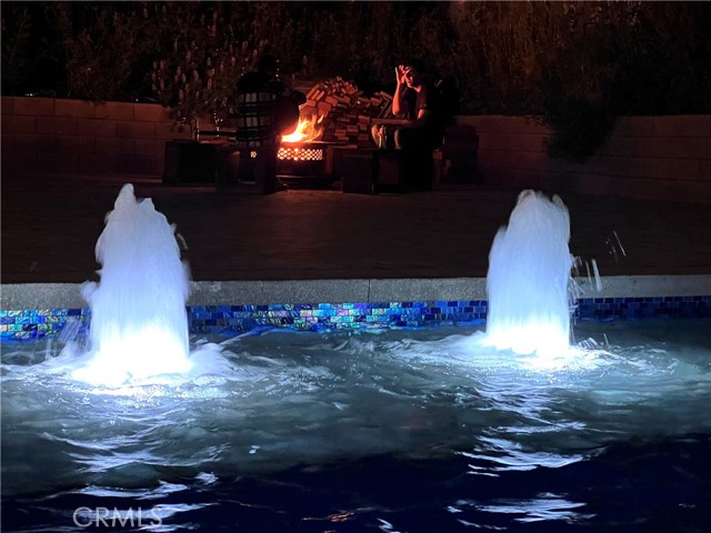 20301 Reaza Place, Woodland Hills CA: https://media.crmls.org/medias/db61152b-367b-4375-a180-b29906701524.jpg