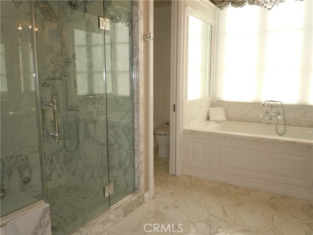 59 Rivo Alto Canal, Long Beach CA: https://media.crmls.org/medias/db61b68f-39d3-498c-8381-758efb823488.jpg