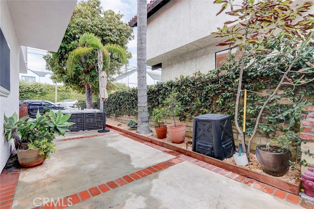 220 Beryl Street, Redondo Beach, California 90277, 2 Bedrooms Bedrooms, ,2 BathroomsBathrooms,Residential,Sold,Beryl,SB23039929