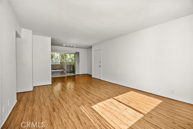 Detail Gallery Image 5 of 21 For 231 S Catalina Ave #5,  Pasadena,  CA 91106 - 2 Beds | 1 Baths