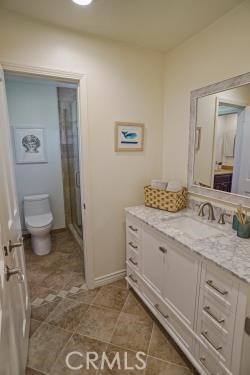 24066 Regents Park Circle, Valencia CA: https://media.crmls.org/medias/db62c30d-922e-4fba-8462-249f899d30b0.jpg