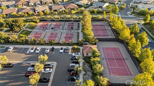 11920 Shadeland, Corona CA: https://media.crmls.org/medias/db62e011-d563-47bd-927c-86d7e1a6839e.jpg