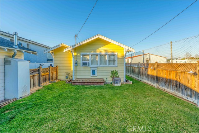 Detail Gallery Image 27 of 33 For 226 E 53rd St, Long Beach,  CA 90805 - 2 Beds | 1 Baths