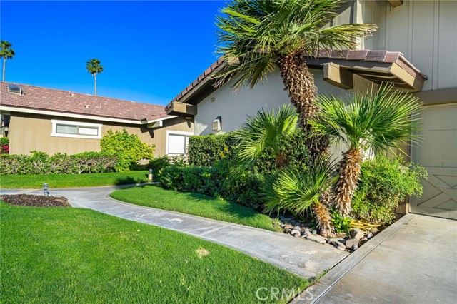 Detail Gallery Image 59 of 68 For 120 Old Ranch, Palm Desert,  CA 92211 - 2 Beds | 3/1 Baths