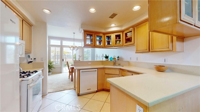 Detail Gallery Image 7 of 48 For 116 Stoney Pt, Laguna Niguel,  CA 92677 - 2 Beds | 2/1 Baths