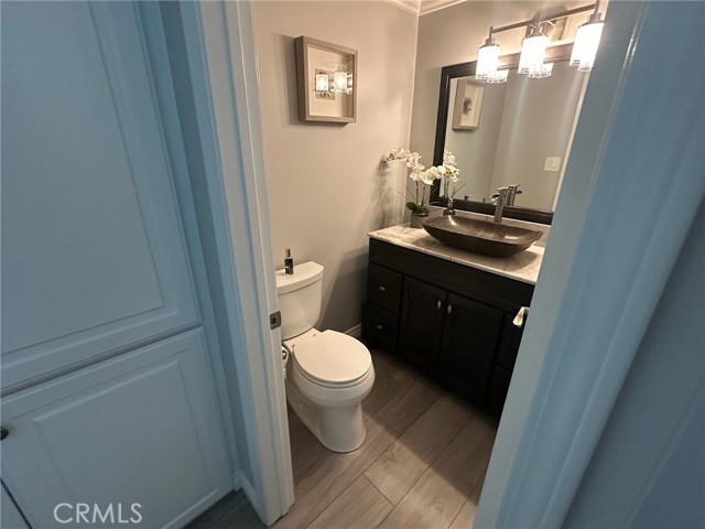 Detail Gallery Image 17 of 20 For 8456 Melba Ave, West Hills,  CA 91304 - 4 Beds | 3 Baths