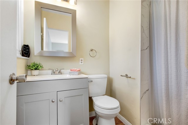 Detail Gallery Image 23 of 44 For 927 Alta Loma Dr, Corona,  CA 92882 - 4 Beds | 2 Baths