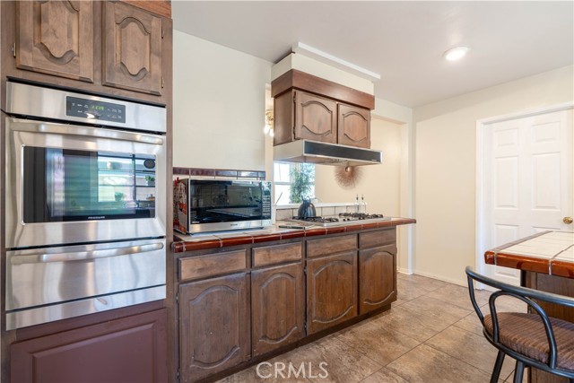 Detail Gallery Image 16 of 50 For 3318 W Borchard, Santa Ana,  CA 92704 - 4 Beds | 2 Baths