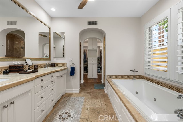 Detail Gallery Image 22 of 46 For 25 via Garona, San Clemente,  CA 92673 - 4 Beds | 4 Baths