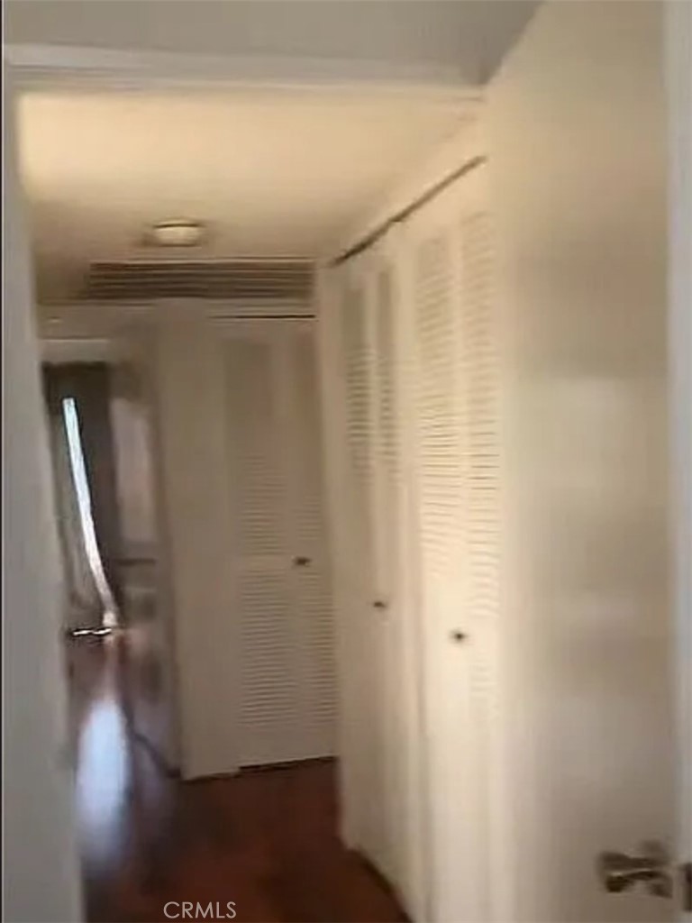 https://media.crmls.org/medias/db670923-e3e9-4dca-8efc-0c6cb9ce8f85.jpg?preset=X-Large