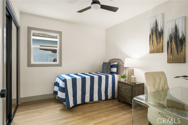 5161 E 27th Street, Long Beach CA: https://media.crmls.org/medias/db680d5a-c02f-4eee-844e-b030ff863bc3.jpg