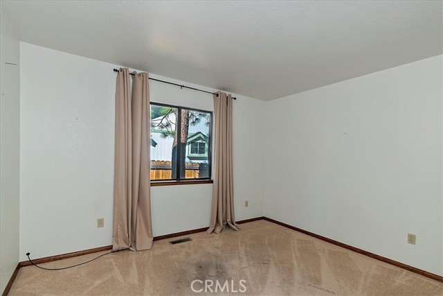 Detail Gallery Image 28 of 38 For 524 E Mountain View, Big Bear City,  CA 92314 - 3 Beds | 2 Baths