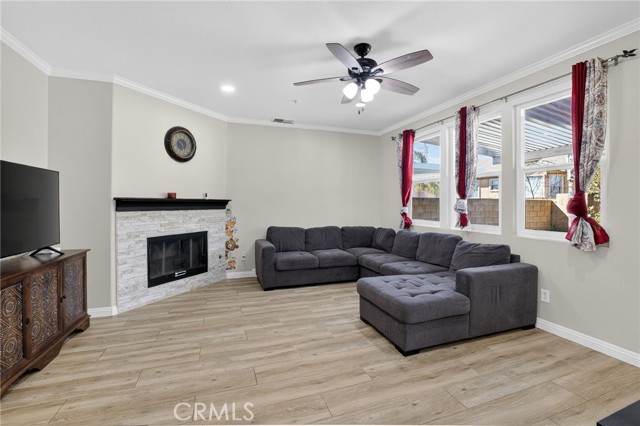 Detail Gallery Image 14 of 47 For 7358 Meade Ct, Fontana,  CA 92336 - 4 Beds | 2/1 Baths