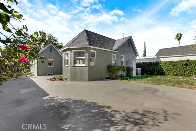 14127 Lemay photo 27