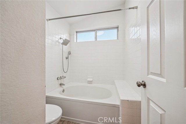 25646 Javier Place, Moreno Valley CA: https://media.crmls.org/medias/db6b6fcb-4931-4a6e-88cb-18ef9eacfac9.jpg