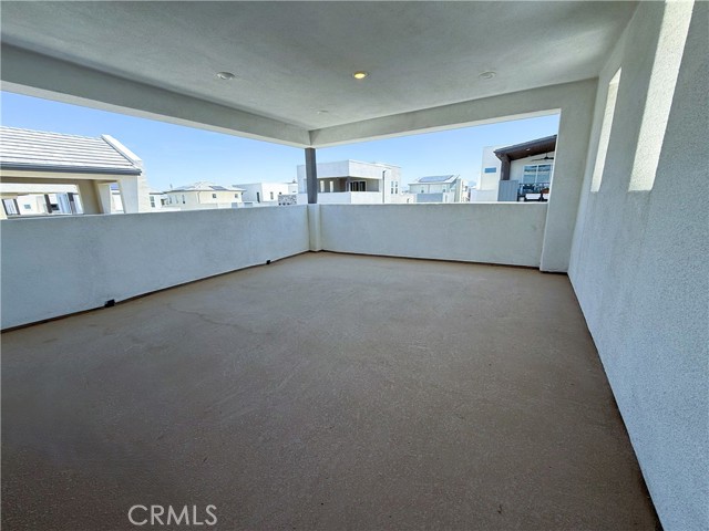 Detail Gallery Image 27 of 48 For 27508 Golden Currant Pl, Valencia,  CA 91381 - 5 Beds | 4/1 Baths