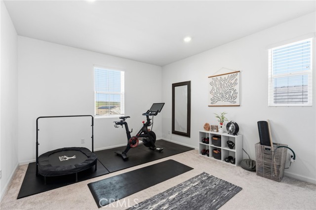 Detail Gallery Image 22 of 59 For 588 Overstone Ave, Madera,  CA 93636 - 5 Beds | 2/1 Baths