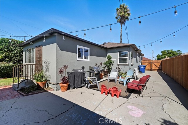 Detail Gallery Image 33 of 44 For 5030 W 130th, Hawthorne,  CA 90250 - 4 Beds | 2 Baths