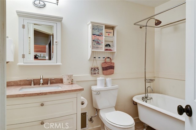 Detail Gallery Image 20 of 38 For 319 W 6th St, Claremont,  CA 91711 - 2 Beds | 2 Baths