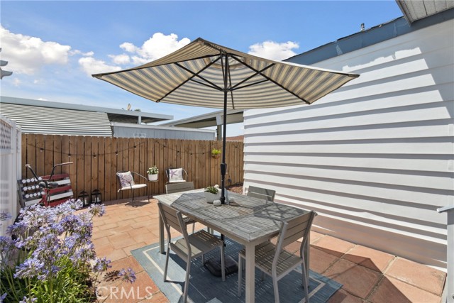 20701 Beach Boulevard, Huntington Beach CA: https://media.crmls.org/medias/db6fedc2-504d-4925-8103-4273b9d429c5.jpg