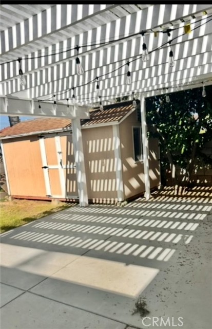 4582 Albion Drive, Riverside CA: https://media.crmls.org/medias/db7118fc-456d-4c28-8783-d1230cb231ed.jpg